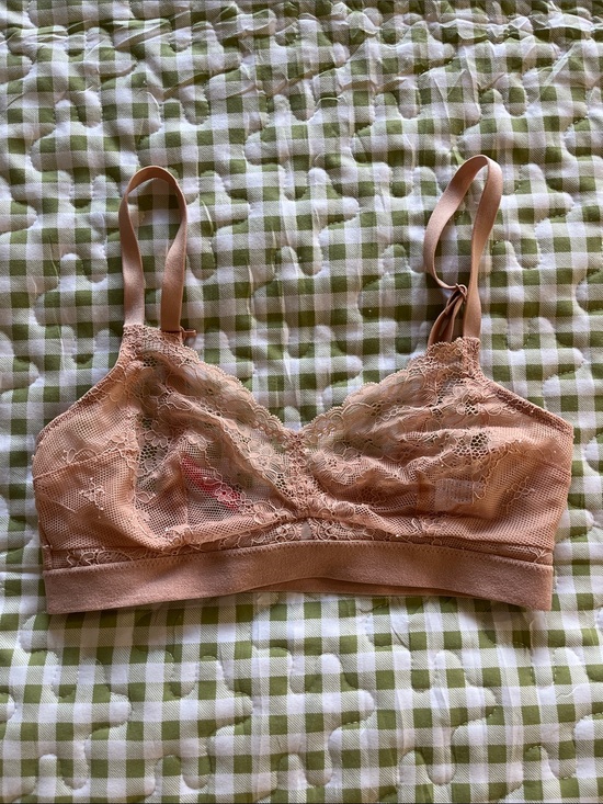SPANX Other - SPANX Sheer Lace Bralette in Nude Peach